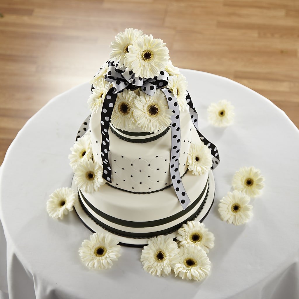 Simple Sophistication Cake Décor – Alex Floral, Stockton CA