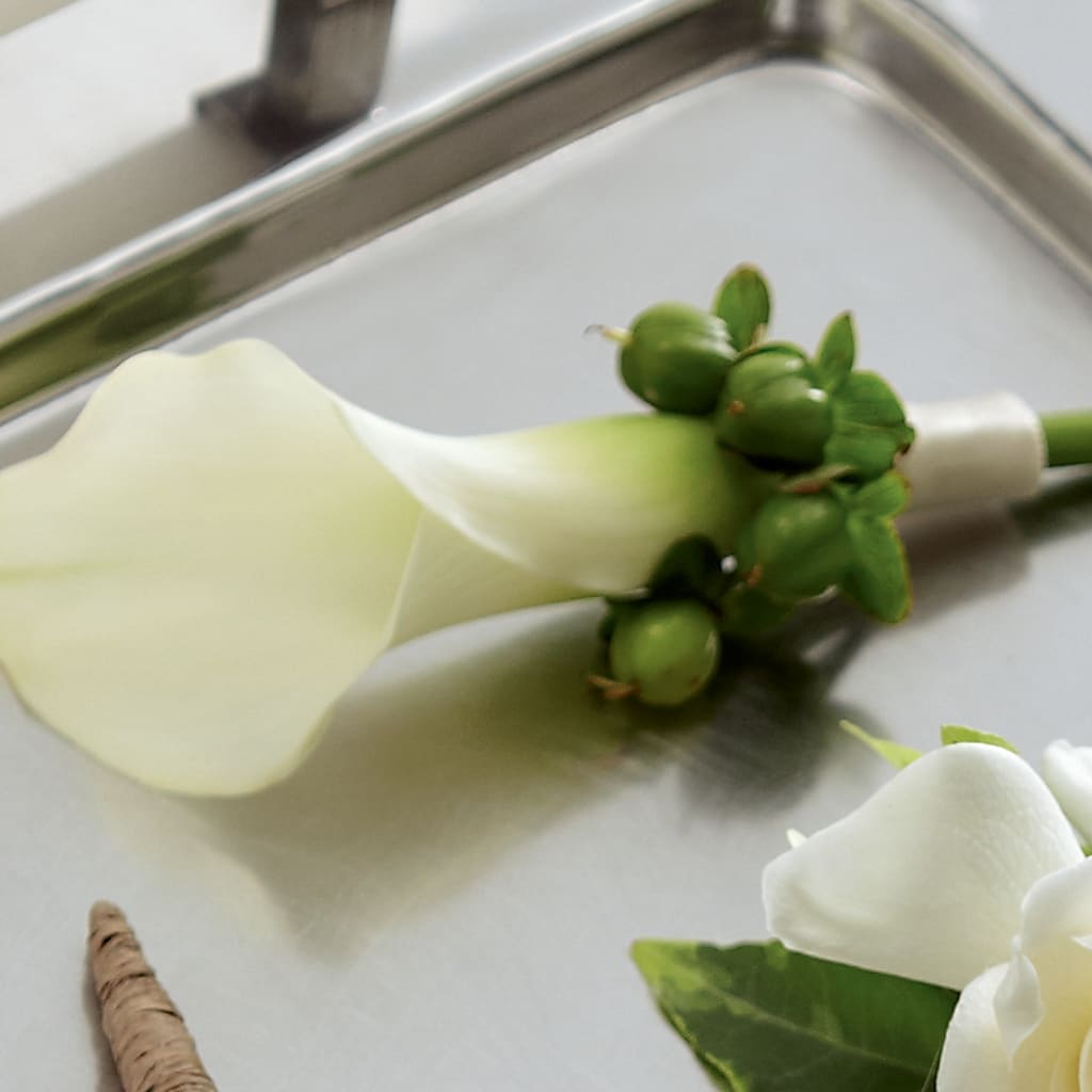 White Calla Boutonniere – Alex Floral, Stockton CA