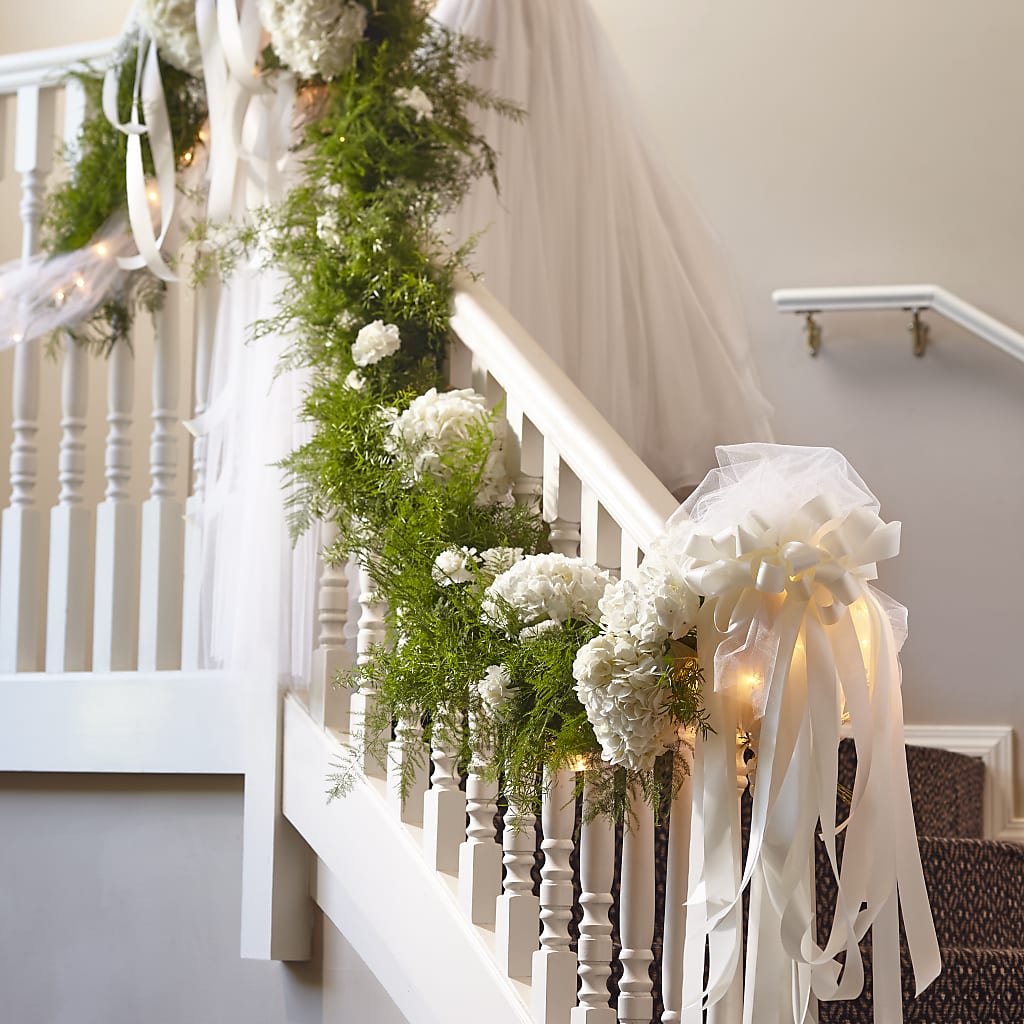 Champagne Dreams Garland – Alex Floral, Stockton CA