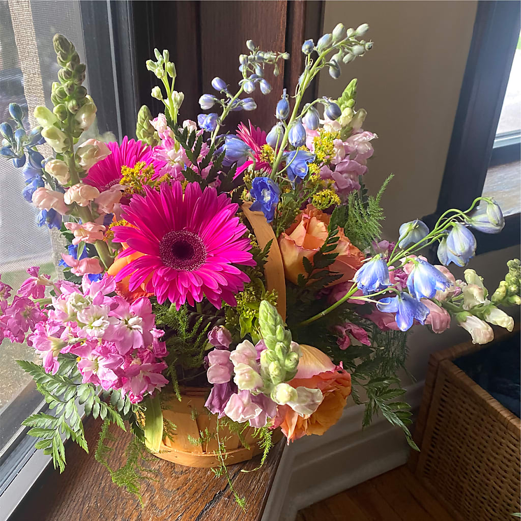Garden of Life Basket –  Alex Floral, Stockton CA